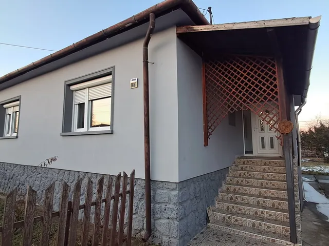 Eladó ház Encs 113 nm