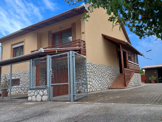 Eladó ház Mezőkövesd 120 nm