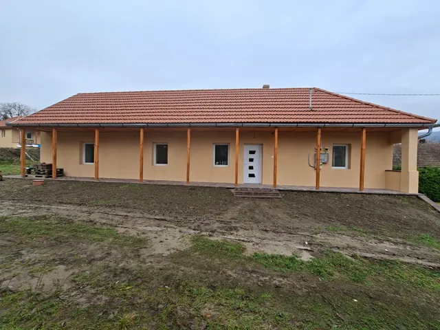 Eladó ház Füzérradvány 75 nm