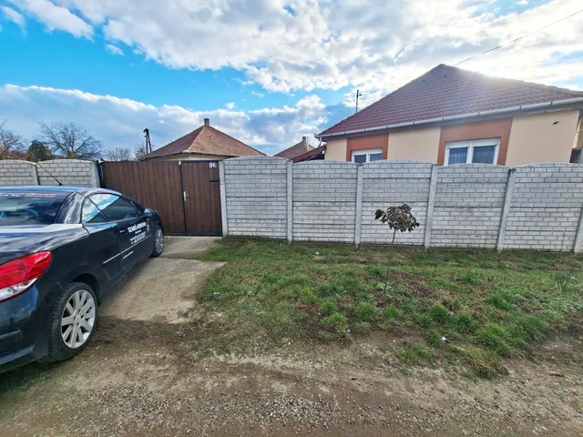 Eladó ház Felsőzsolca 78 nm