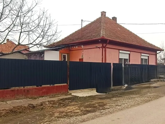 Eladó ház Polgár 100 nm