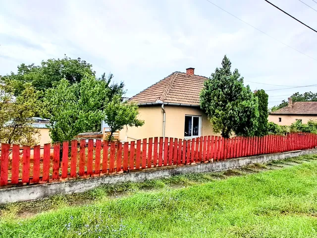 Eladó ház Emőd 78 nm