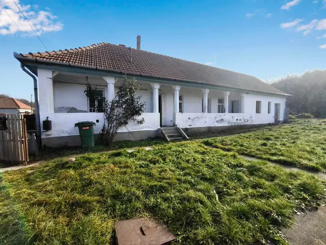 Eladó ház Alacska 72 nm