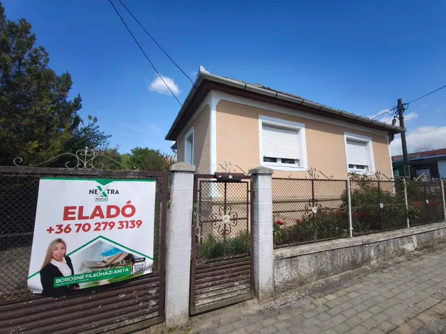 Eladó ház Hangács 86 nm