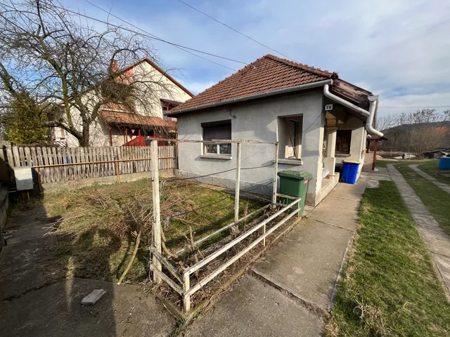 Eladó ház Sajószentpéter 90 nm