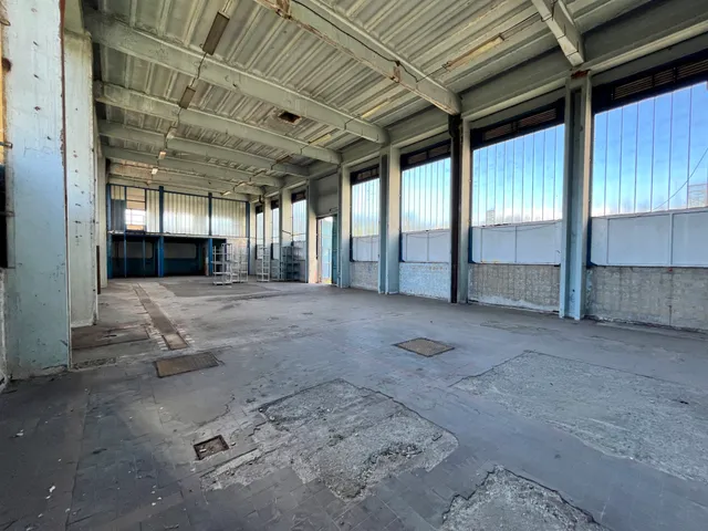 Kiadó kereskedelmi és ipari ingatlan Miskolc 300 nm