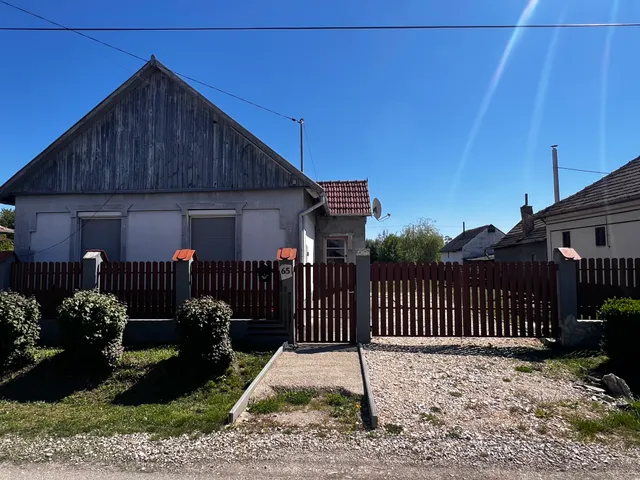 Eladó ház Polgár 65 nm