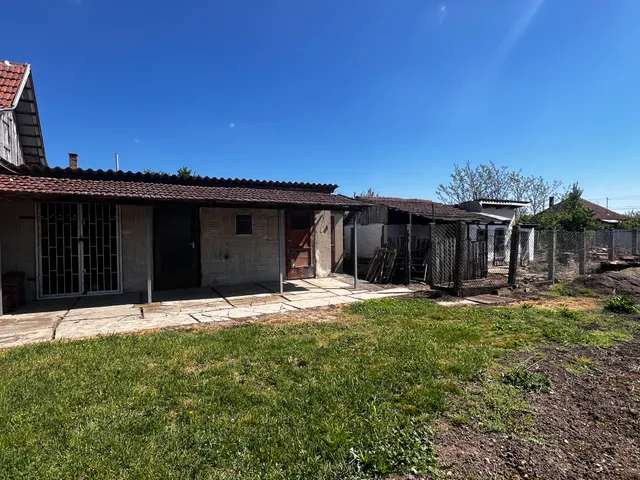 Eladó ház Polgár 90 nm