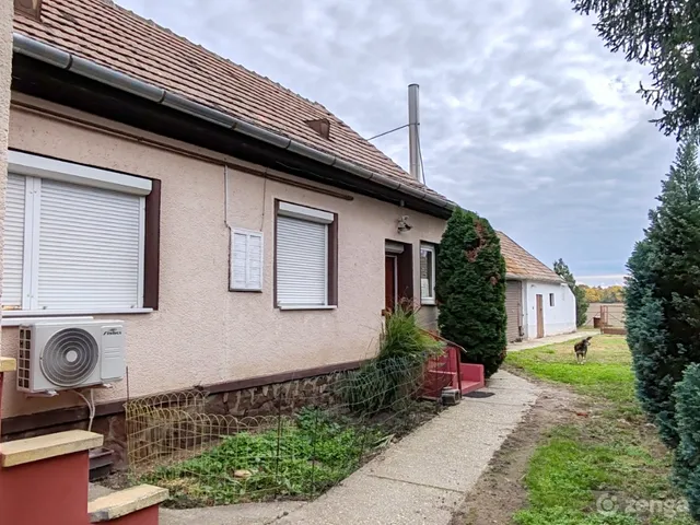 Eladó ház Páli 120 nm