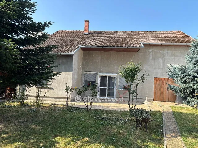 Eladó ház Mohács 190 nm