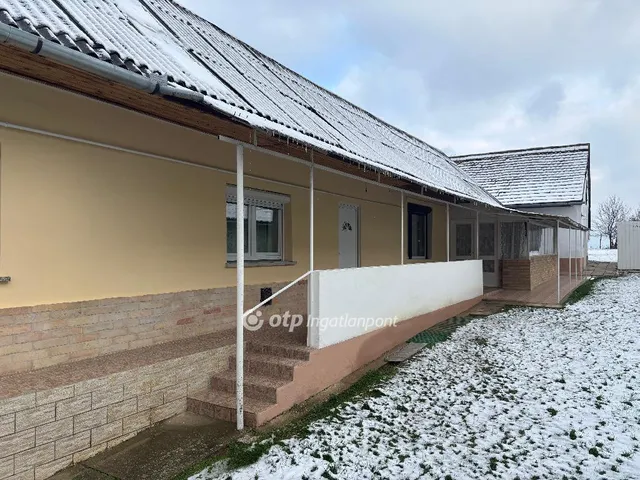 Eladó ház Bezedek 100 nm