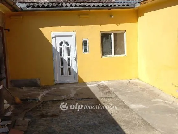 Eladó ház Dunaszekcső 100 nm