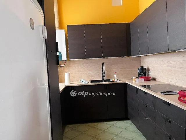 Eladó lakás Pécs 112 nm