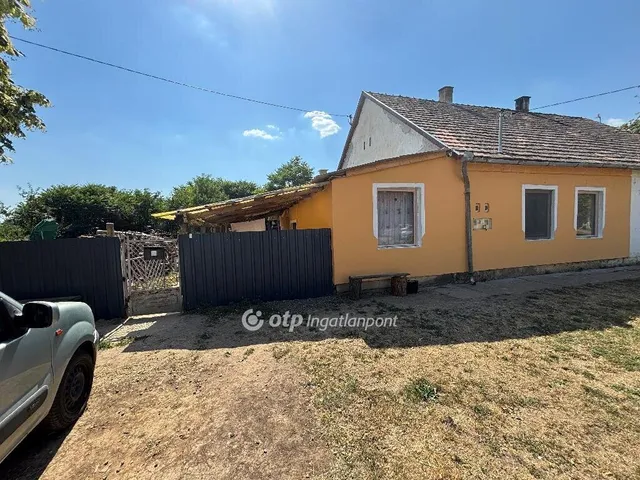 Eladó ház Bóly 70 nm