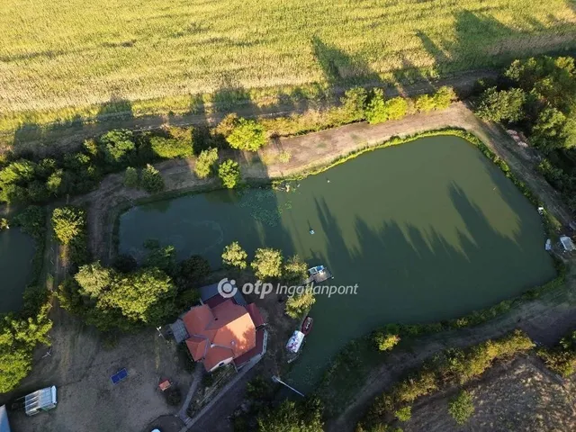 Eladó nyaraló Bakonya 154 nm