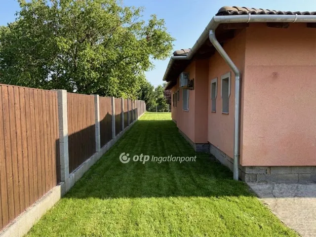 Eladó ház Siófok 201 nm