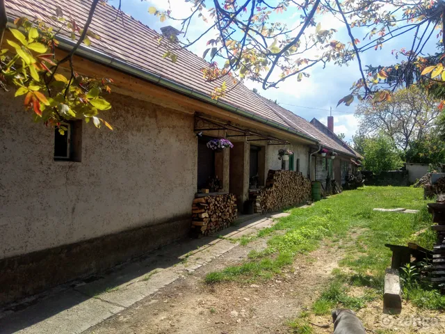 Eladó ház Halimba 210 nm