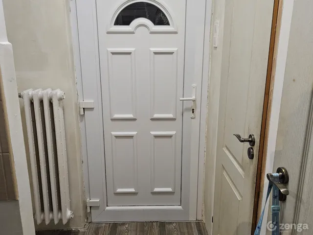 Eladó lakás Nagyoroszi, Kertész utca 4 76 nm