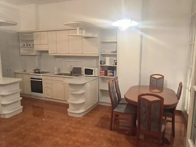 Kiadó lakás Budapest V. kerület, Belváros 55 nm