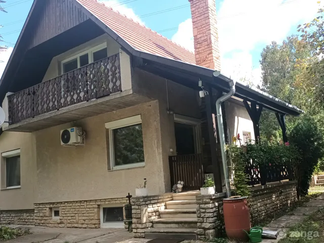 Eladó ház Üröm 86 nm