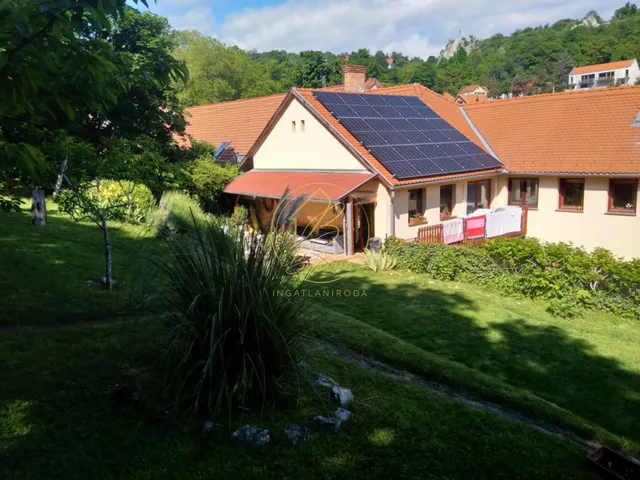 Eladó ház Pécs, Tettye 90 nm