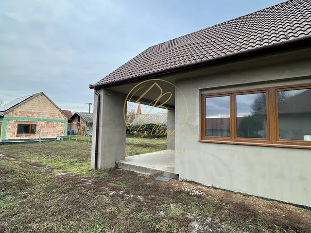 Eladó ház Kozármisleny 120 nm