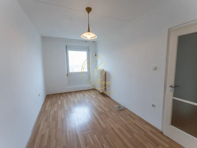 Eladó lakás Pécs, Egyetemváros 63 nm