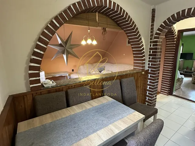 Kiadó lakás Pécs, Kertváros 64 nm