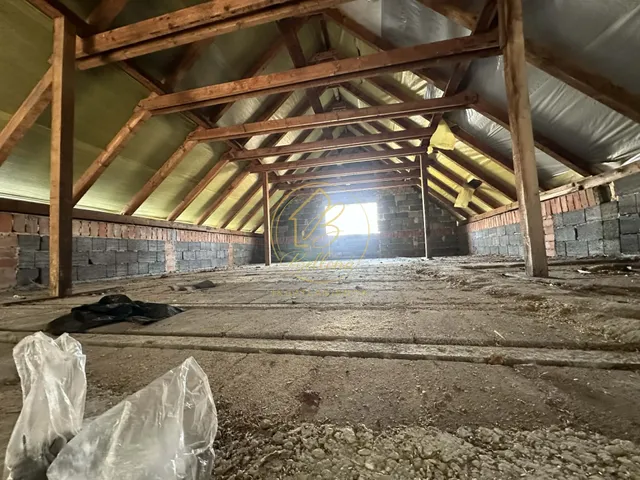 Eladó ház Magyarhertelend 260 nm