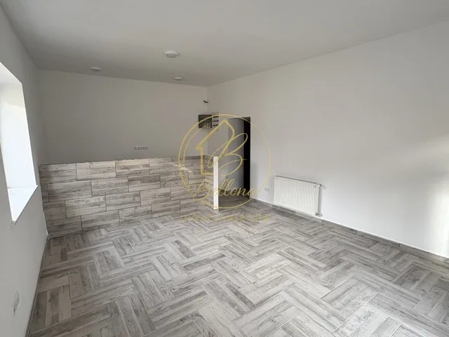 Eladó ház Pócsa 180 nm