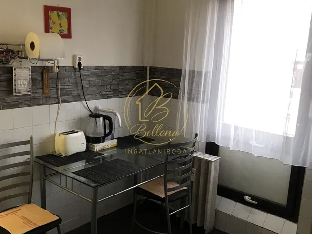 Eladó lakás Pécs, Kertváros 50 nm