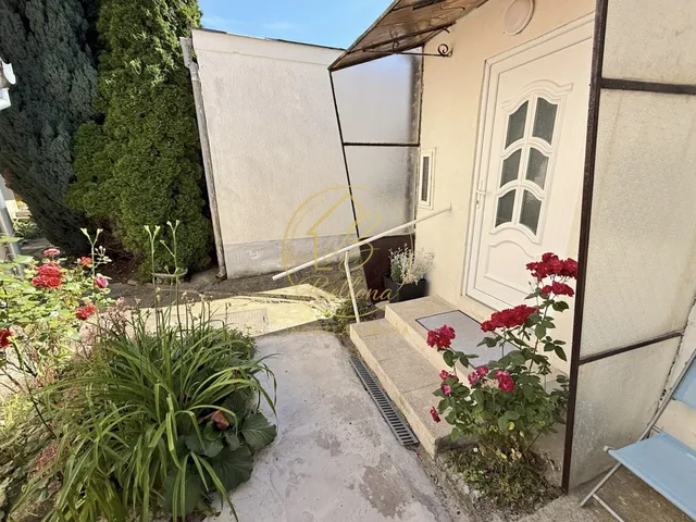 Eladó lakás Pécs, Belváros 47 nm