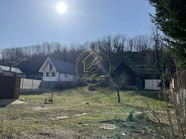 Eladó telek Pécs 759 nm