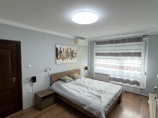 Eladó lakás Pécs, Kertváros, Uitz Béla utca 40 nm