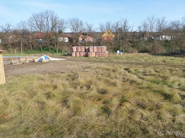 Eladó telek Piliscsév, Ady Endre u. 2160 hrsz. 662 nm