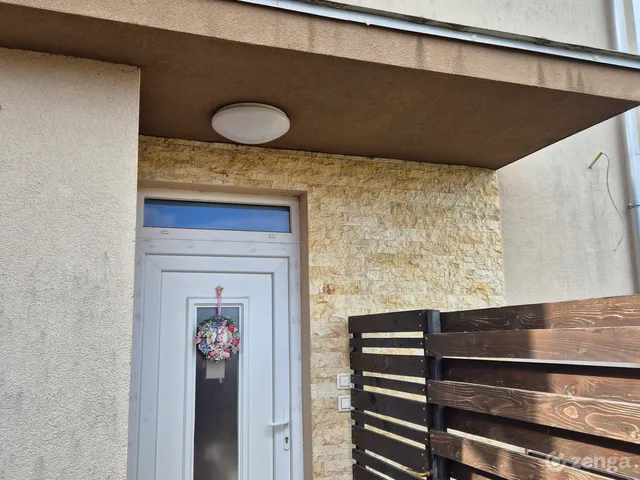 Eladó ház Pécel, Kopaszhegy, Szent Erzsébet körút 31. 4. a. 109 nm