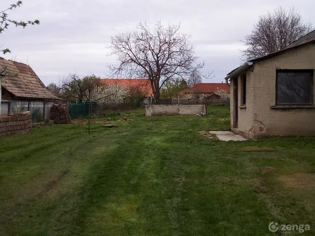 Eladó ház Tök 70 nm