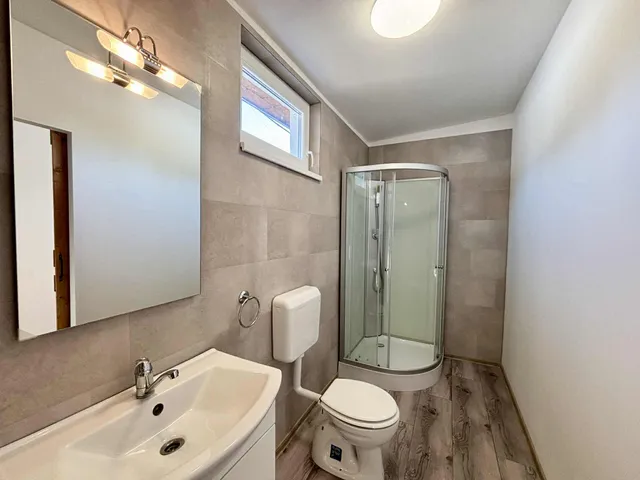 Eladó ház Pápa, Kishegy 66 nm