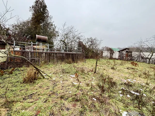 Eladó telek Pápa, Öreghegy 905 nm