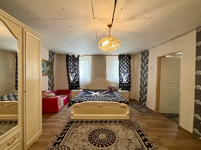 Eladó ház Pápa, Belváros 66 nm