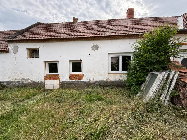 Eladó ház Várkesző 74 nm