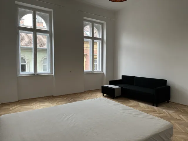 Eladó lakás Budapest VI. kerület, Nagykörúton kívüli terület 53 nm