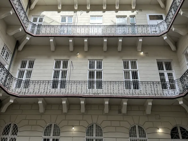 Eladó lakás Budapest VI. kerület, Diplomatanegyed, 1 53 nm