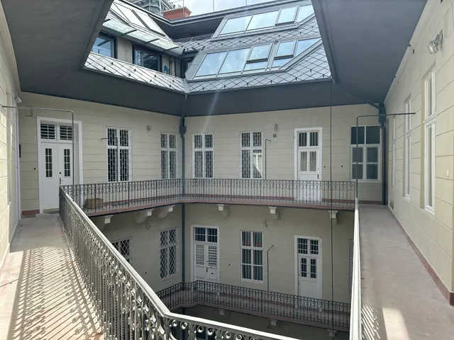 Eladó lakás Budapest VI. kerület, Diplomatanegyed, 1 53 nm