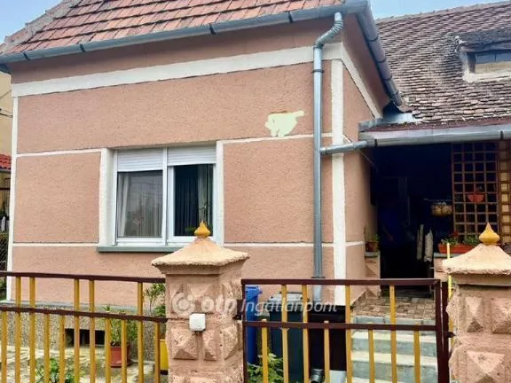 Eladó ház Pécs 99 nm