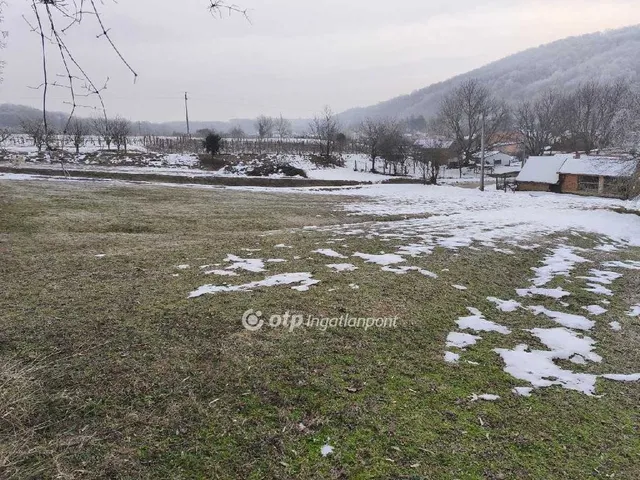 Eladó telek Villánykövesd 3198 nm