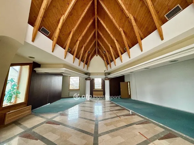 Eladó ház Villány 370 nm