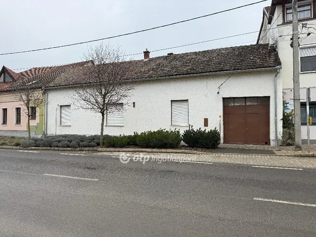 Eladó ház Villány 240 nm