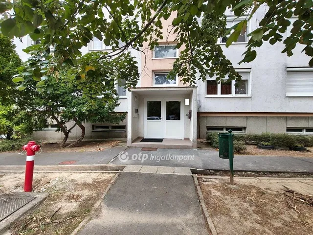 Eladó lakás Szekszárd 42 nm