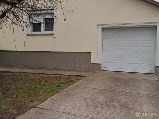 Eladó ház Tamási 110 nm